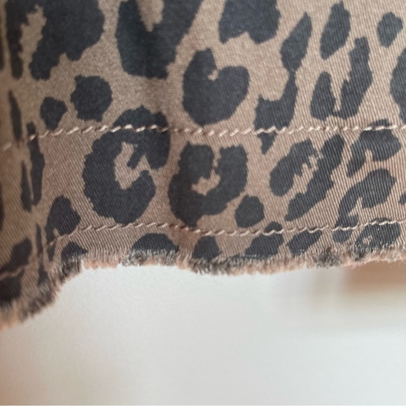 Sanctuary Animal Print Jacket Cheetah Collared Long Sleeve Button Up Pockets M - Picture 8 of 12